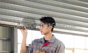 lắp đặt cửa cuốn quận 10 giá rẻ
