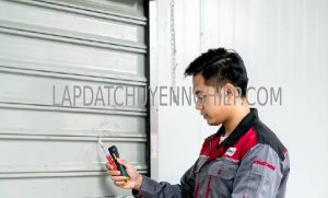 lắp đặt cửa cuốn tân bình