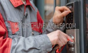 lắp đặt khoá vân tay phú nhuận giá rẻ