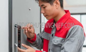 lắp đặt khoá vân tay quận 6 giá rẻ