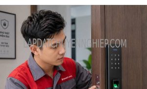 lắp đặt khoá vân tay quận 9 giá rẻ