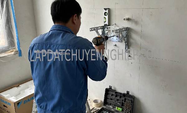 lắp đặt máy lạnh phường Rạch Dừa